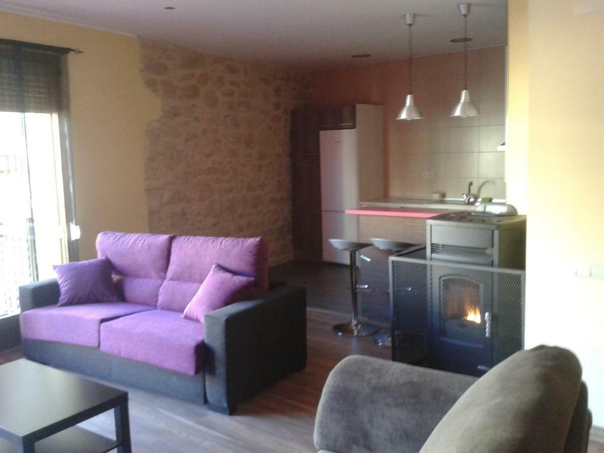 Apartamentos La Muralla Horta de Sant Joan Buitenkant foto