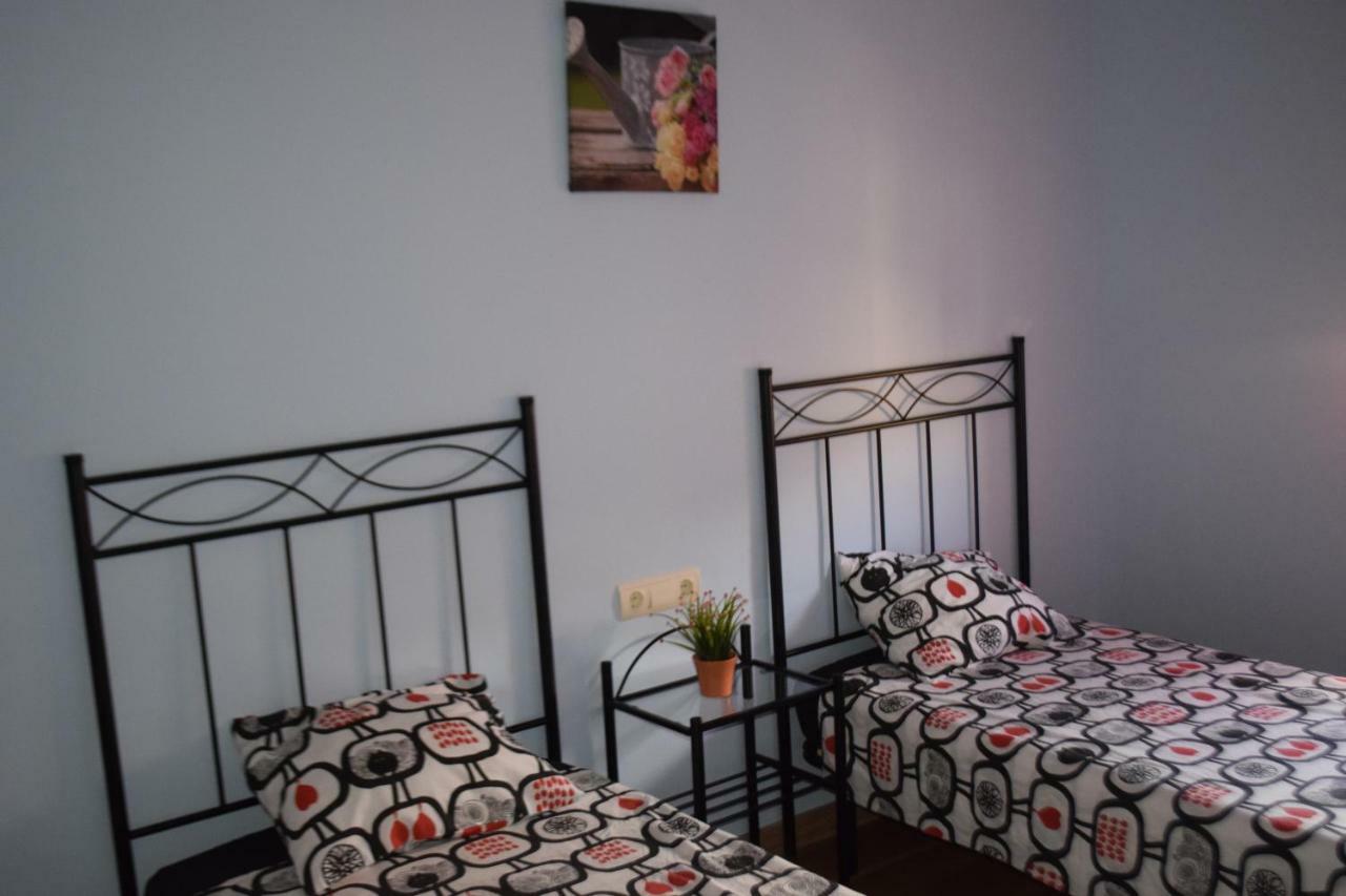Apartamentos La Muralla Horta de Sant Joan Buitenkant foto