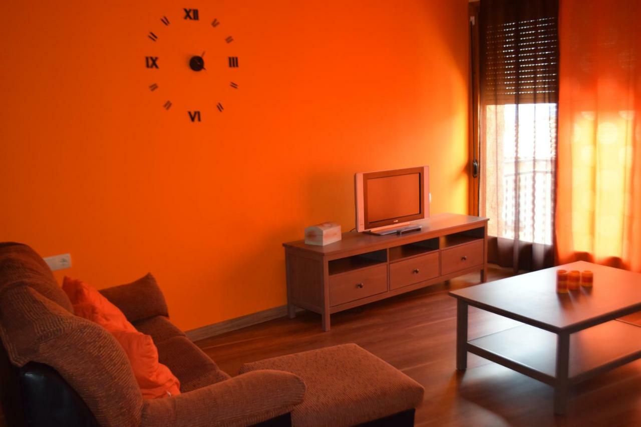 Apartamentos La Muralla Horta de Sant Joan Buitenkant foto
